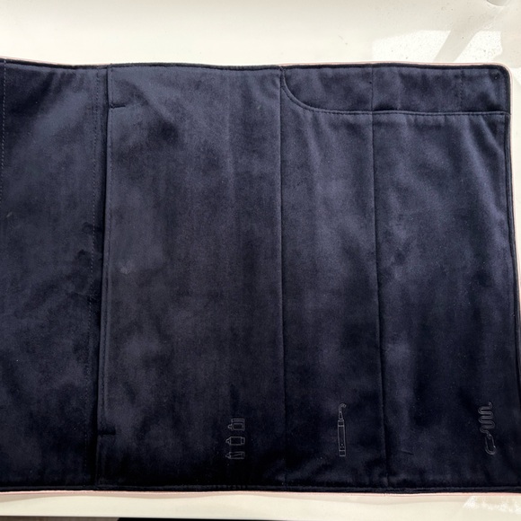 Dyson Airwrap - Picture 7 of 16